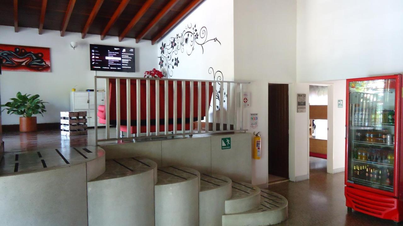 Iris Hostel Medellin Exterior photo